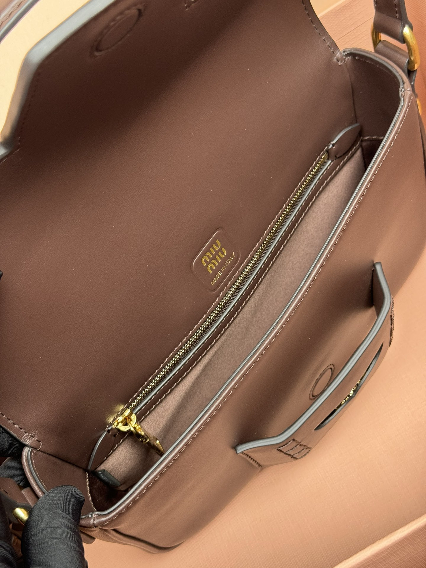 Miu Miu Penny Leather Bag 23×13.5×5cm