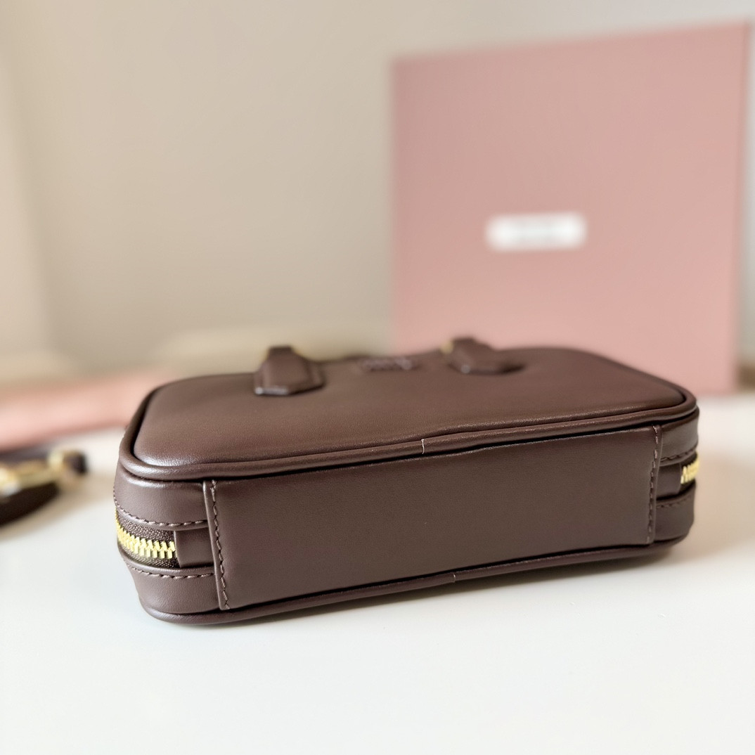 Miu Miu Arcadie leather mini-bag 19X10X5cm
