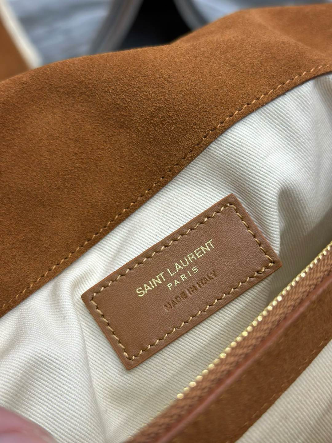 Y*L jamie large in suede and shearling 38×26×12cm