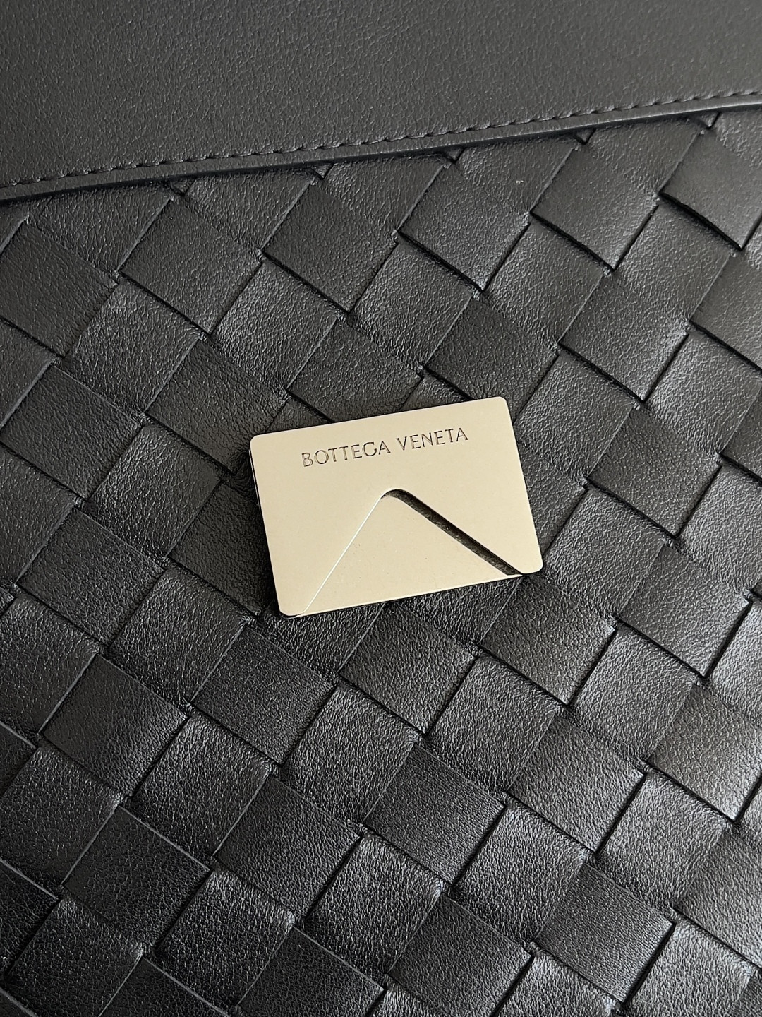 bo*te*ga Ve*ne*ta medium andiamo messenger 37x26x13cm