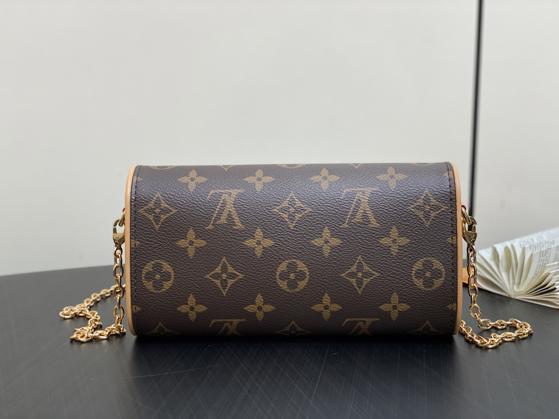 LV Pochette Camille M13566  20.5 x 11x6CM
