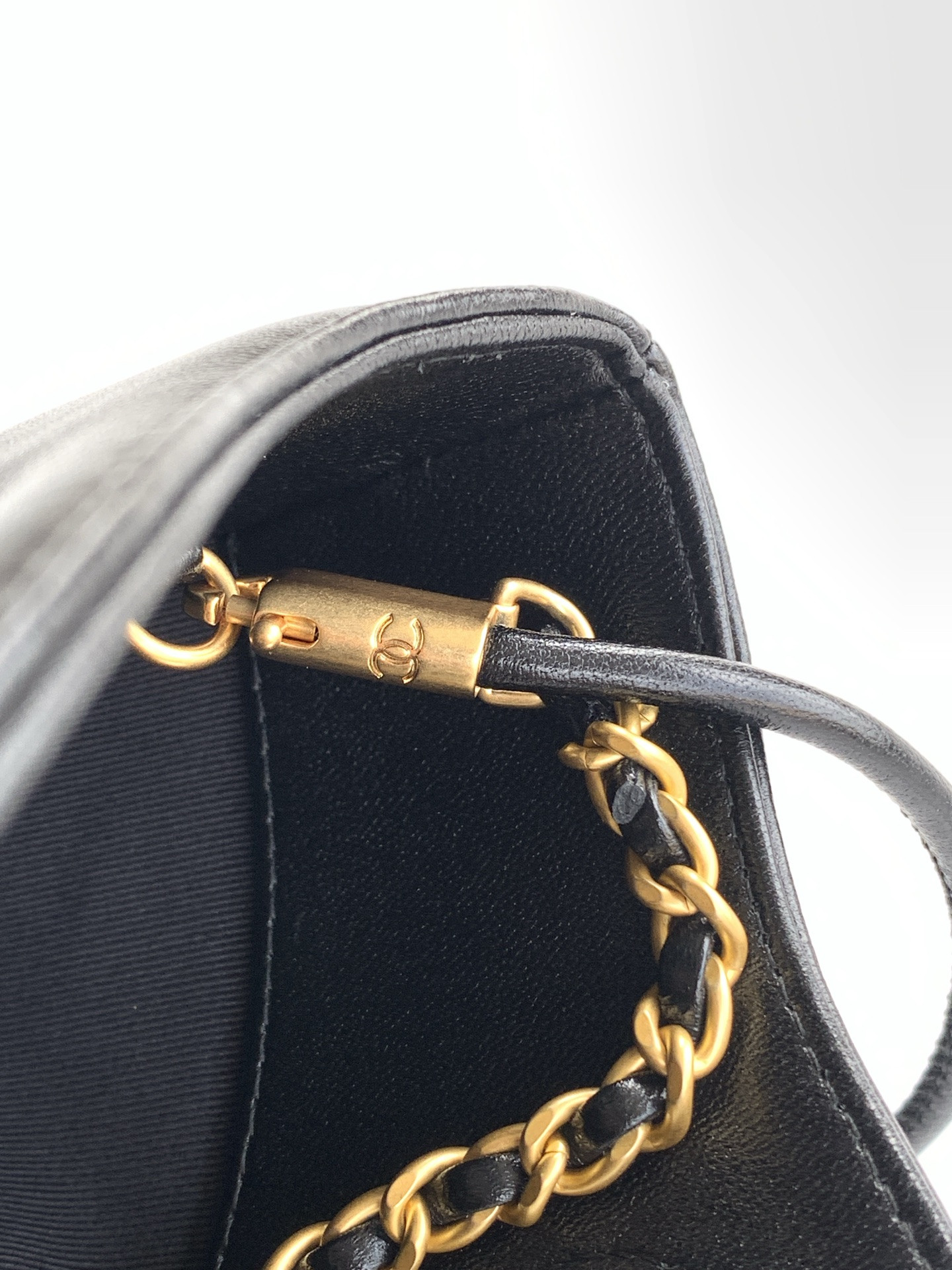 Ch*el 31 mini shopping bag lambskin & gold-tone metal 22x23x5cm