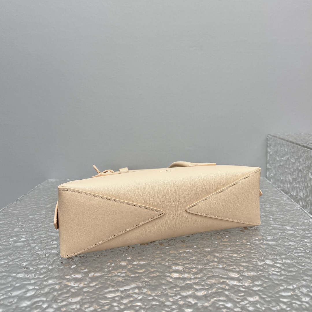 ALAÏA LE TECKEL MEDIUM BAG 33x11x10cm