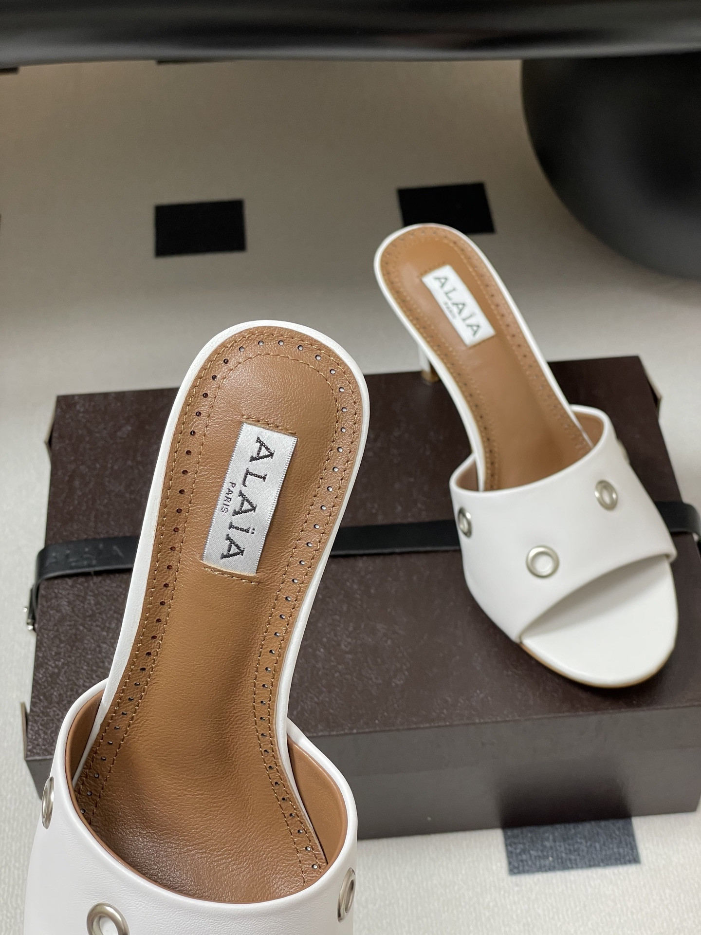 UA Alaia Ring Eyelets slippers 7cm Heel(Customized Size 7-10 days production time)