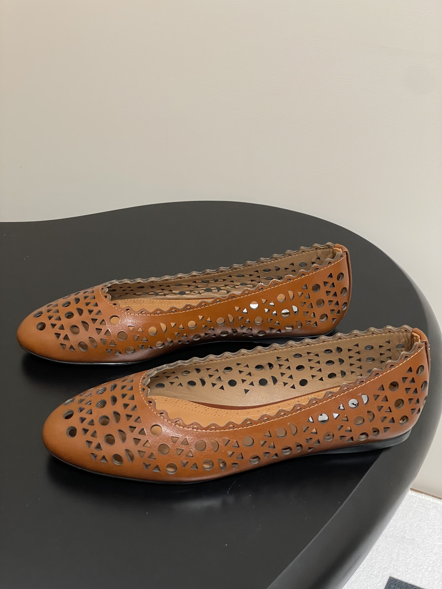 UA Alaïa Laser-cut Leather Ballet Flats(Customized Size 7-10 days production time)