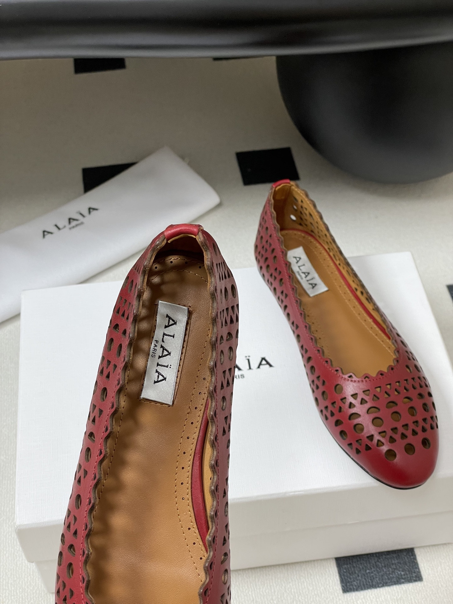 UA Alaïa Laser-cut Leather Ballet Flats(Customized Size 7-10 days production time)