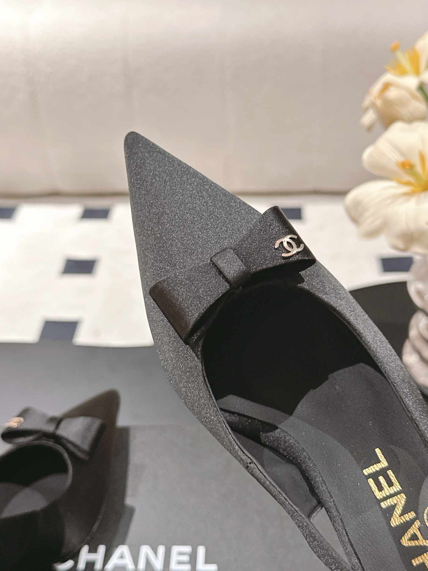 ua Ch*el slingbacks 7.5cm heel