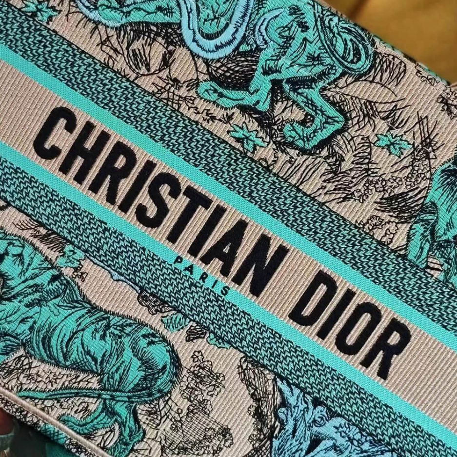 medium D*oriviera D*or book tote